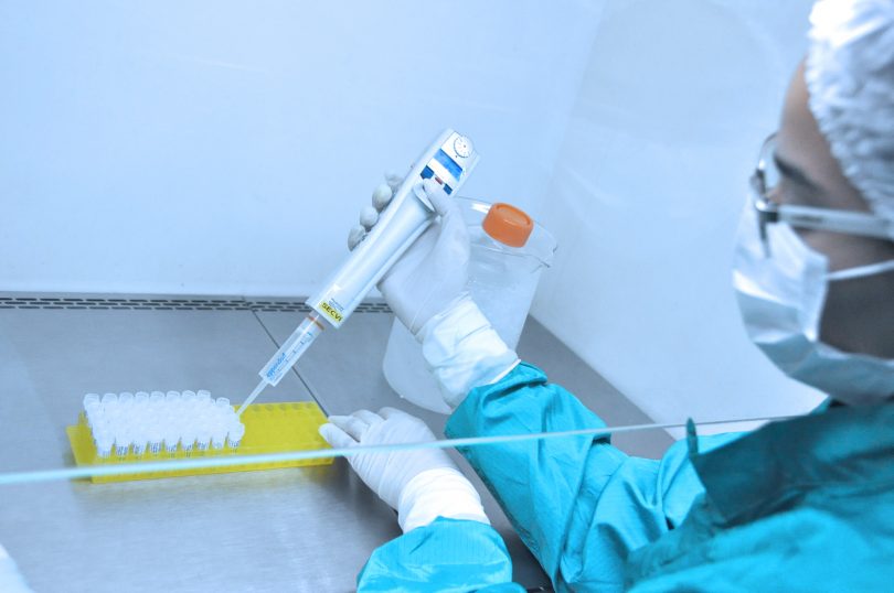 A genômica e a bioinformática: uma pesquisa com cientistas brasileiros