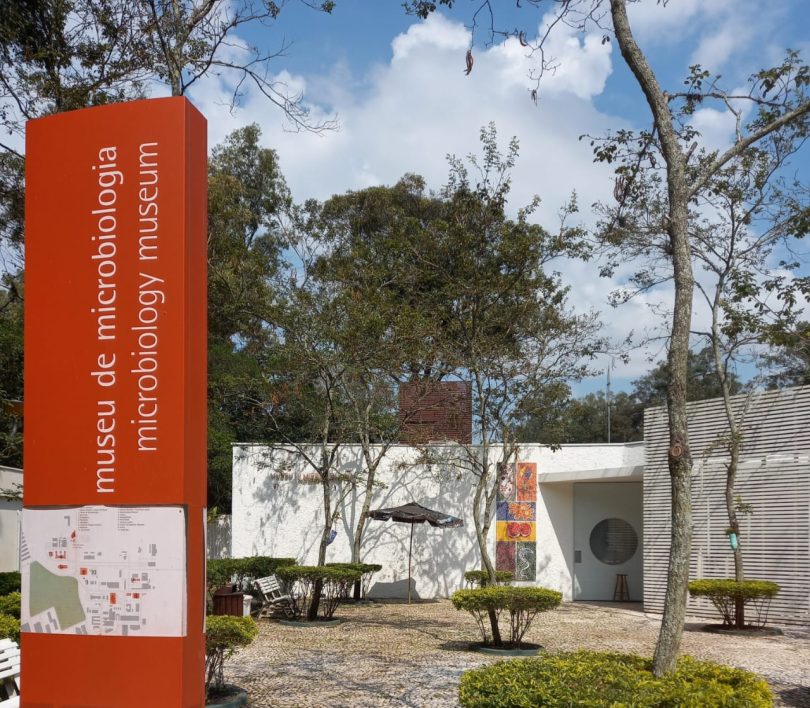 Emoções e museus de ciência: um estudo com visitas de famílias ao Museu de Microbiologia do Instituto Butantan, São Paulo